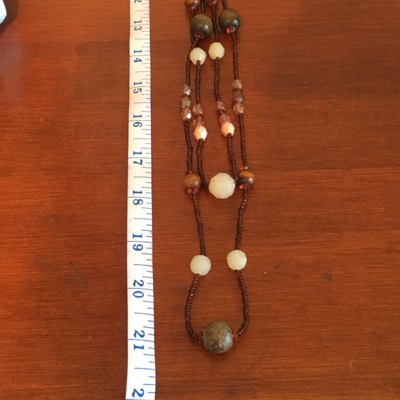 Multi strand wood, plastic and glass bead necklace - Picture 4 of 5